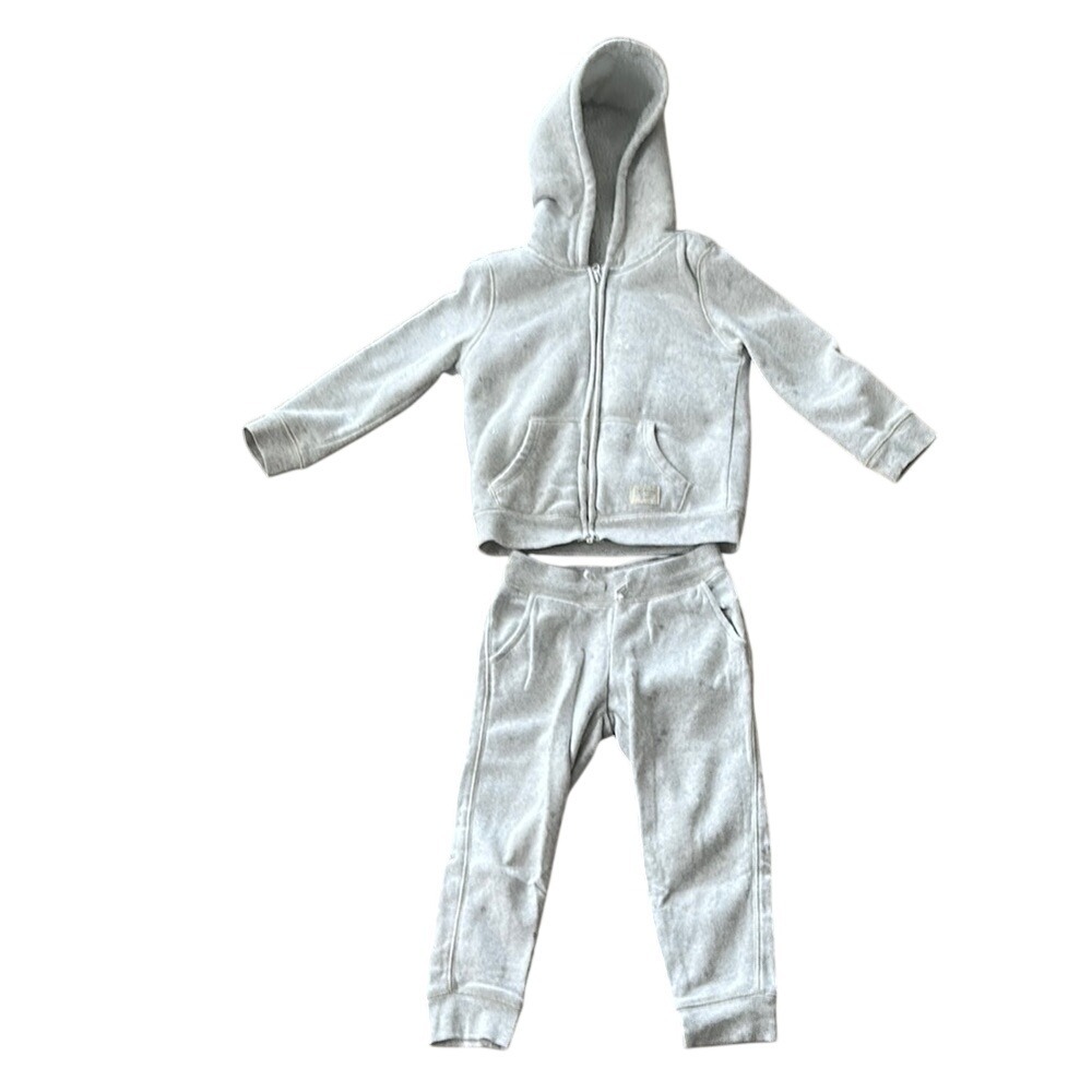 Oshkosh Kids‎ Gray Sherpa Lined Hoodie and Jogger Set Size 4T